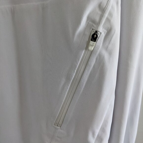 Nwt Asics | Accelerate Jacket In Brilliant White - Picture 8 of 15